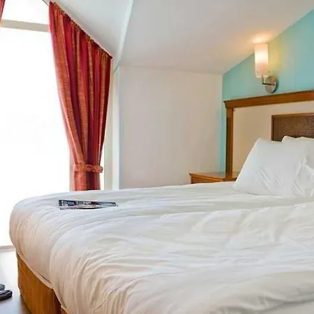 Hotell Adora Side