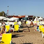 Adora Отель 3*