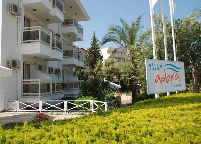 Hotel Adora 3*