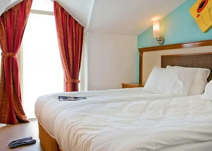 מלון Adora סייד